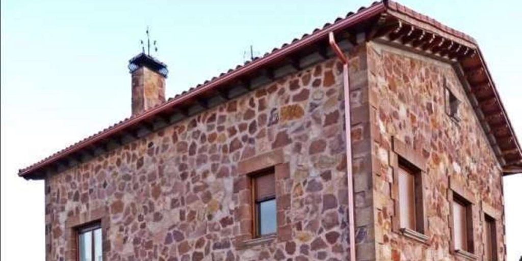 Fachada Posterior Casa Rural La Yedra