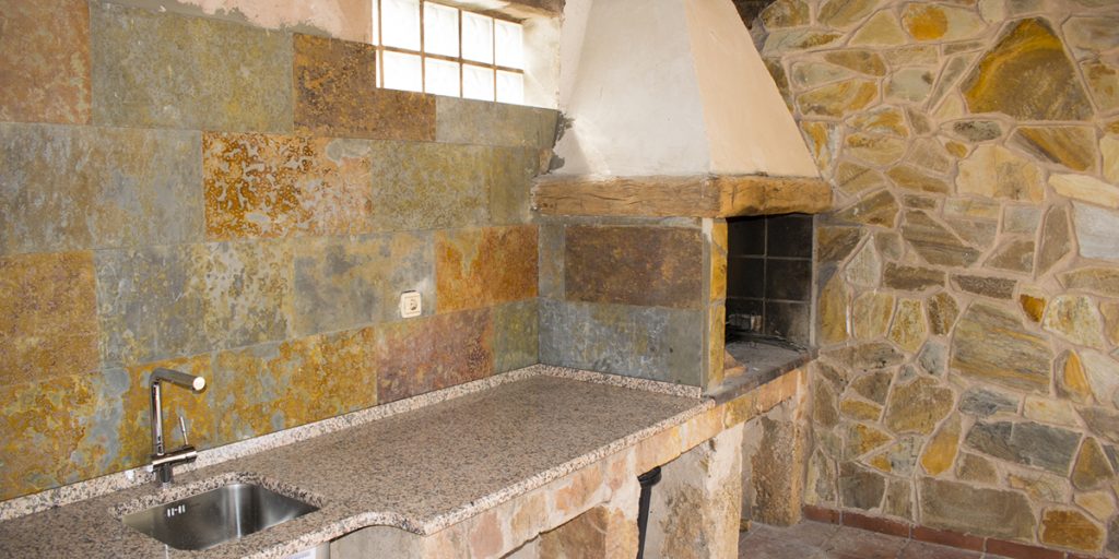 Vista Barbacoa Casa Rural La Yedra